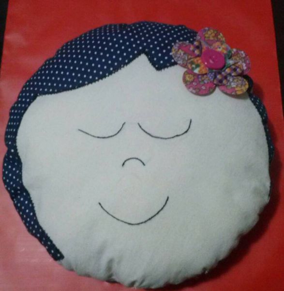 Almofada Menininha (2)